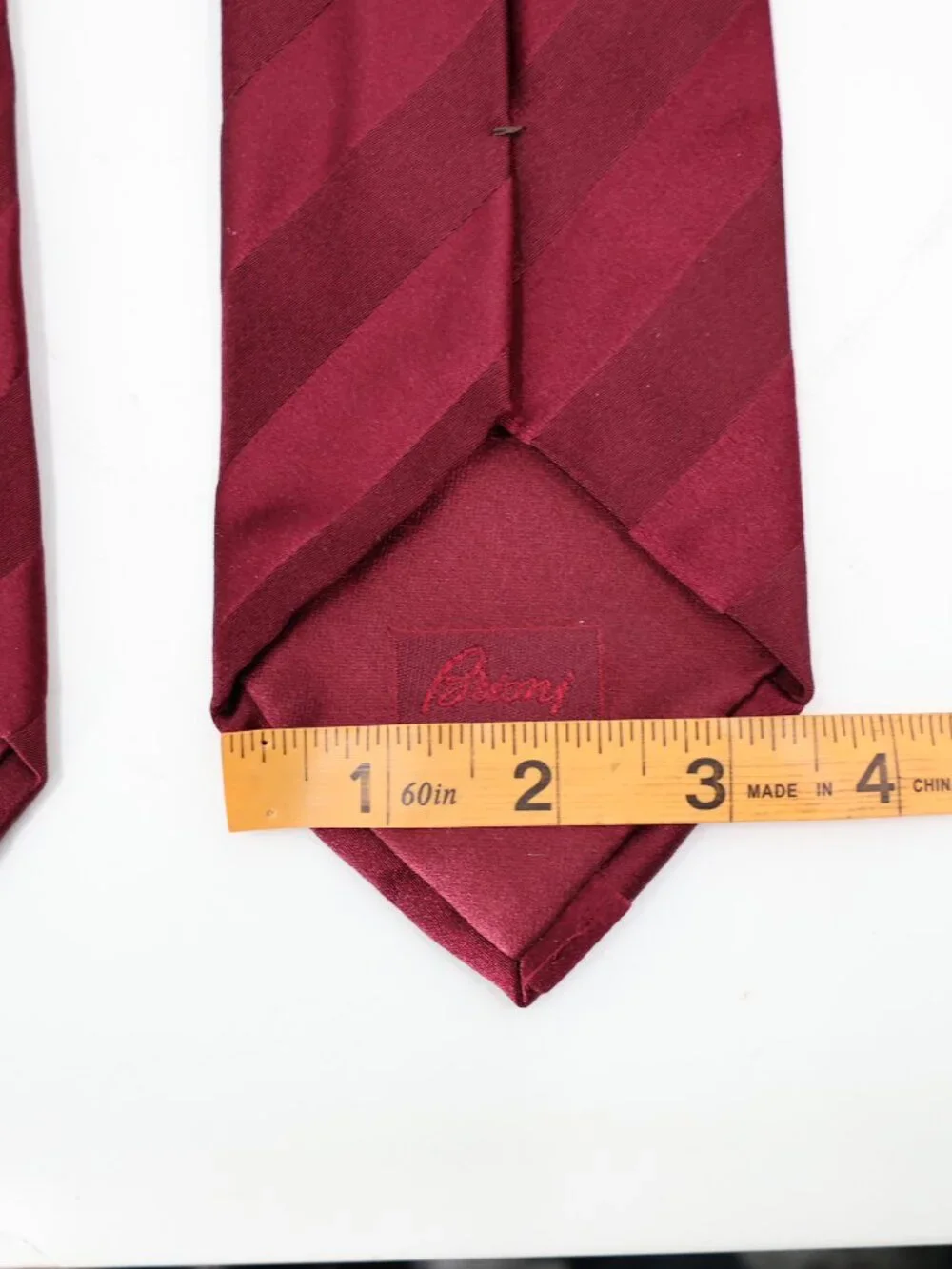Brioni Tie Men's w3.5 L62 Silk Necktie Striped Hand Made in Italy Burgundy